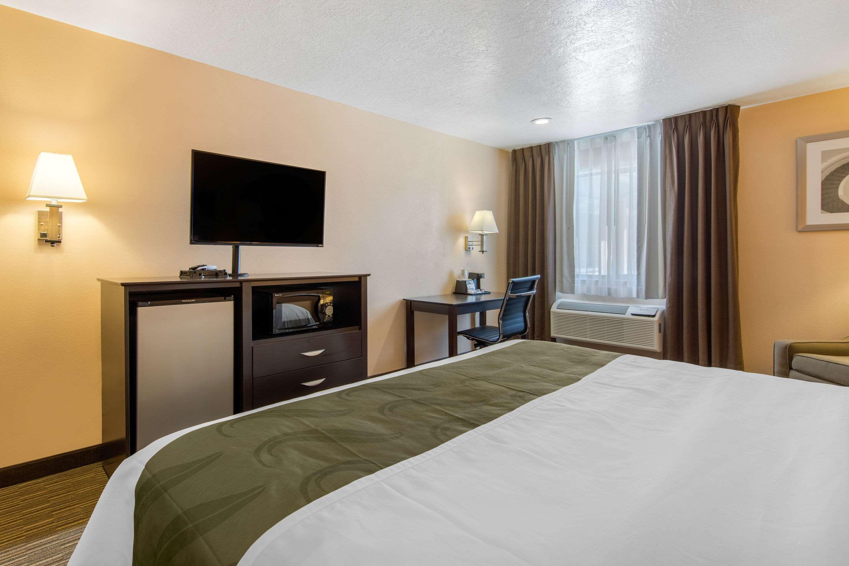 Quality Inn & Suites Albuquerque North Near Balloon Fiesta Park Eksteriør bilde